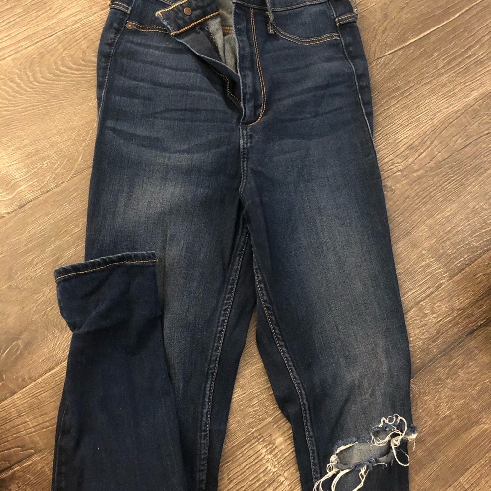 Dark Wash Stretchy Skinny Jeans